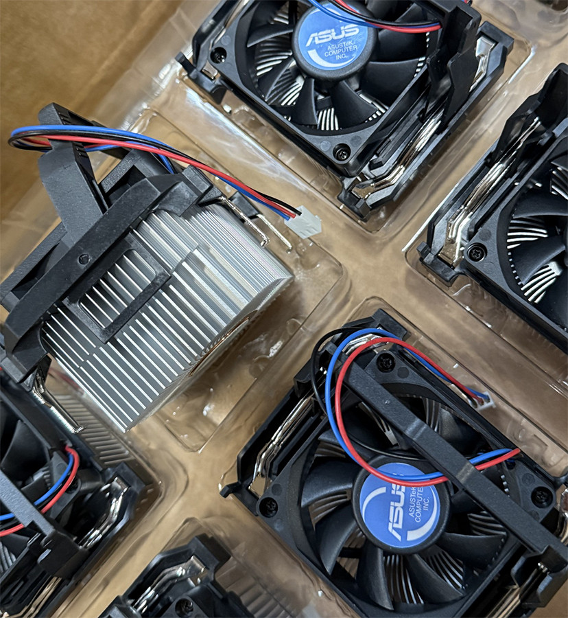 Asus Socket 478 CPU Cooler Copper Core Heatsink with built-in Thermal Sensor Fan