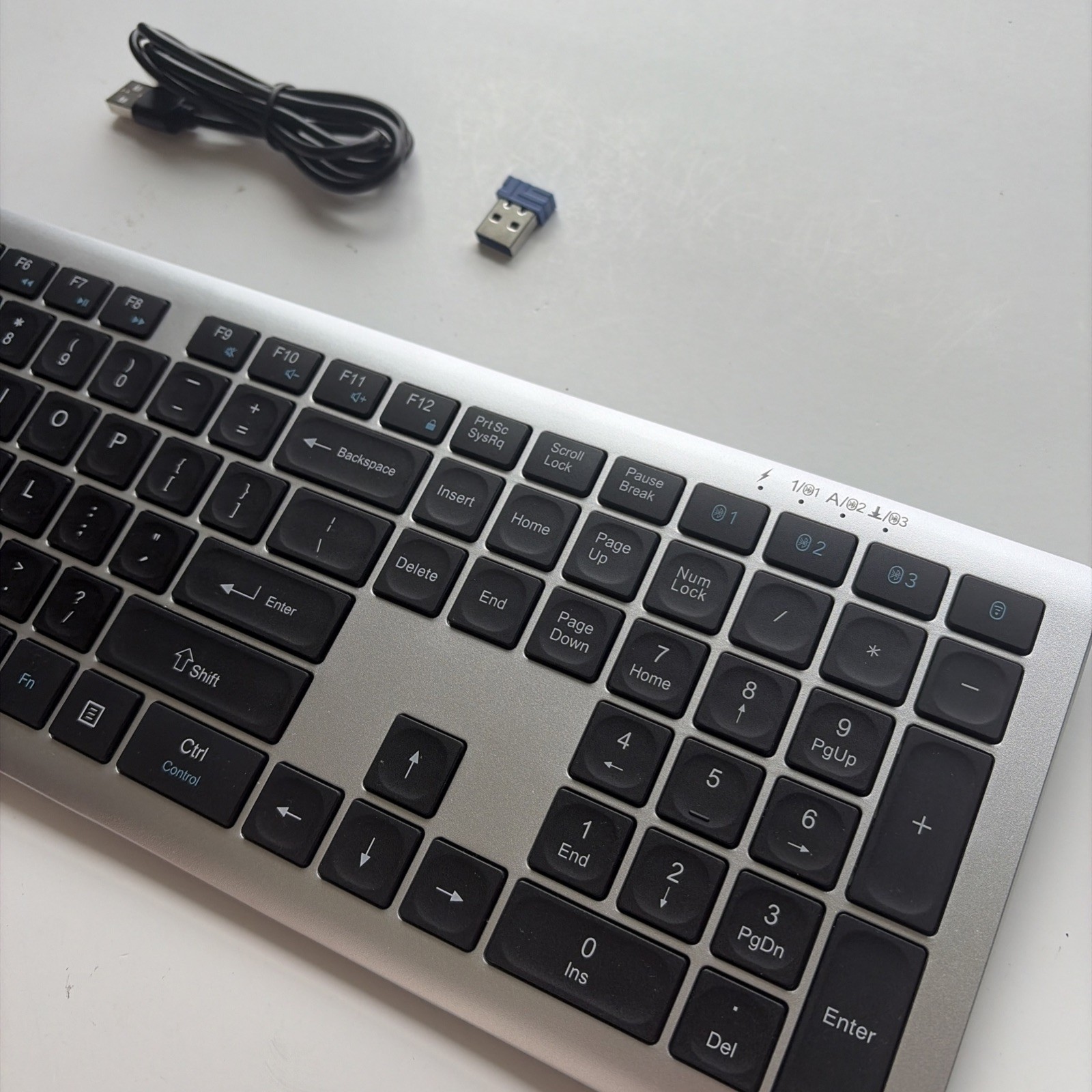 TECKNET Bluetooth Keyboard Rechargeable, 4-Device Free Switching (2.4G+BT)