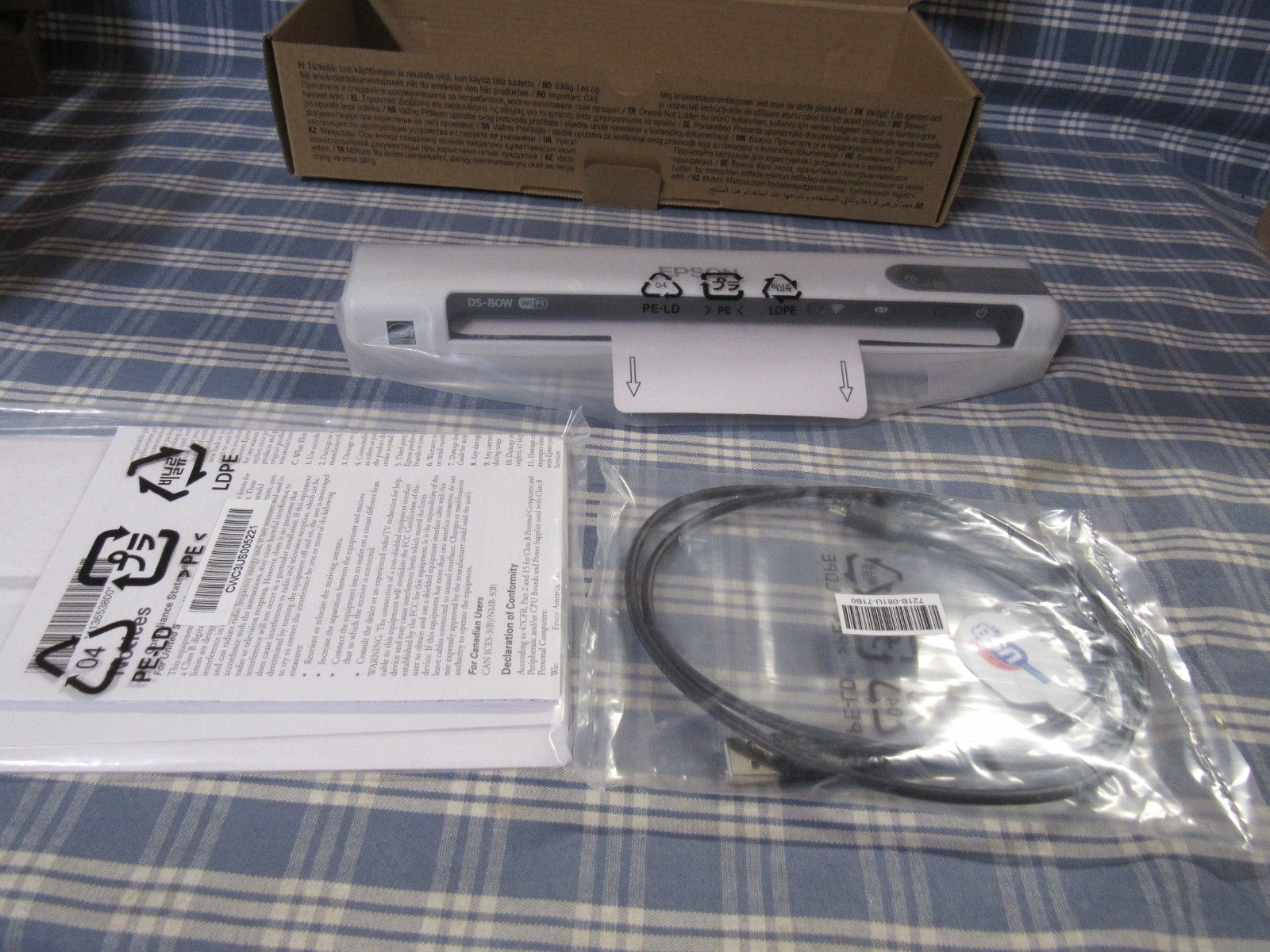 Epson Workforce DS-80W Wireless Portable Color Document Scanner (New) FREE SHIP.