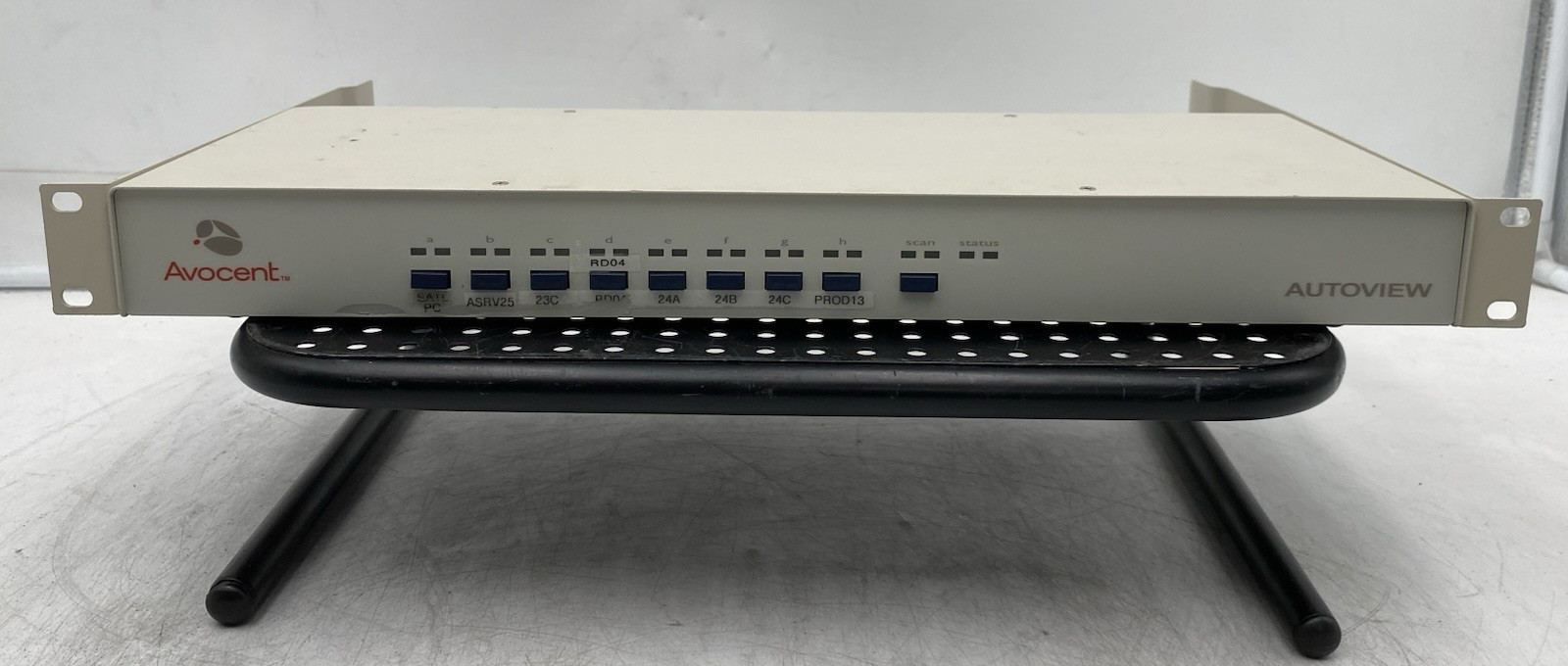 Avocent Autoview 8 Port KVM Switch (520-270-003)