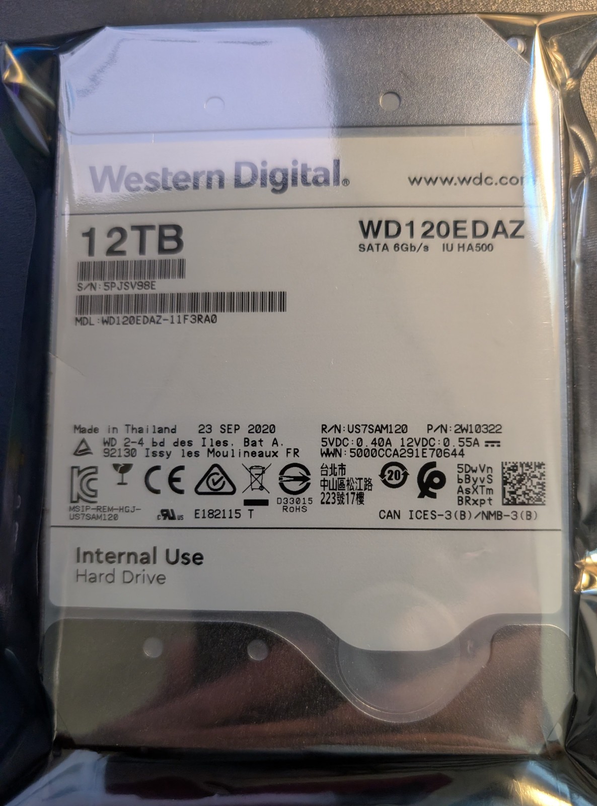 Western Digital WD120EDAZ-11F3RA0 12TB Internal 3.5 Inch Hard Drive SATA, 5400