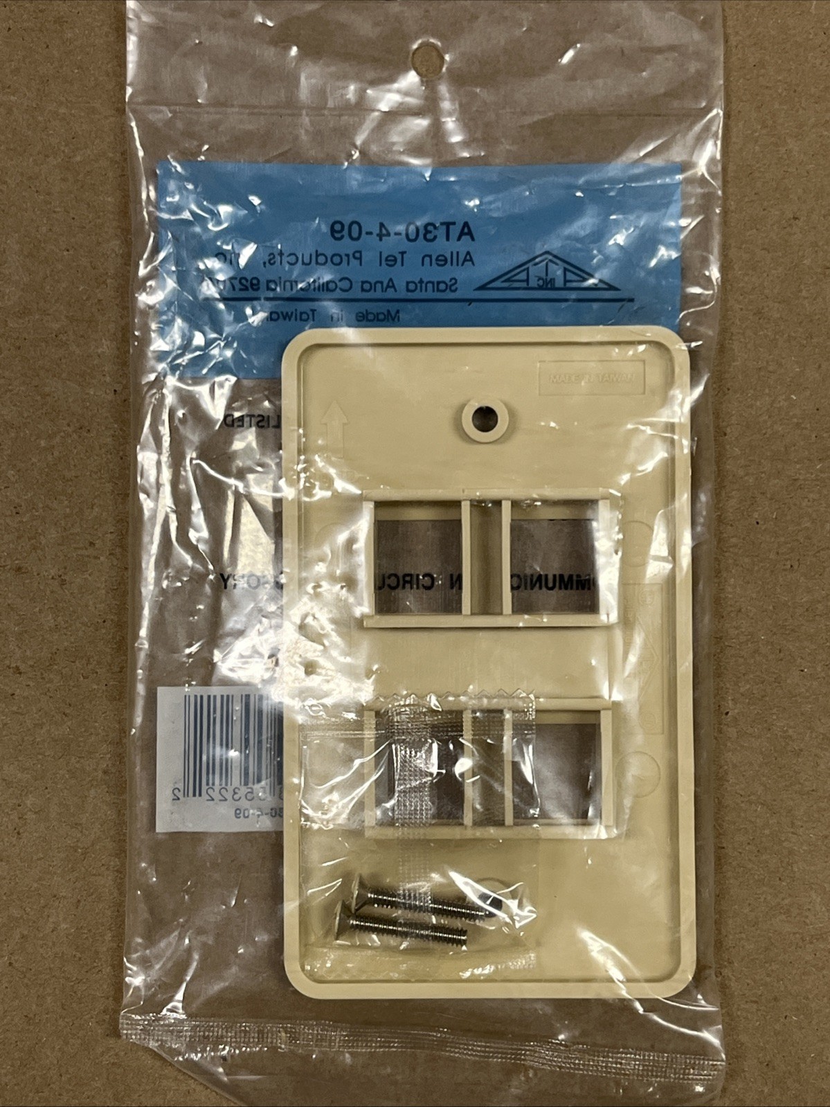 CAT6, Etc Ethernet RJ45 Wall Plate 4 Port Single Gang Keystone Comm Circuit Accy