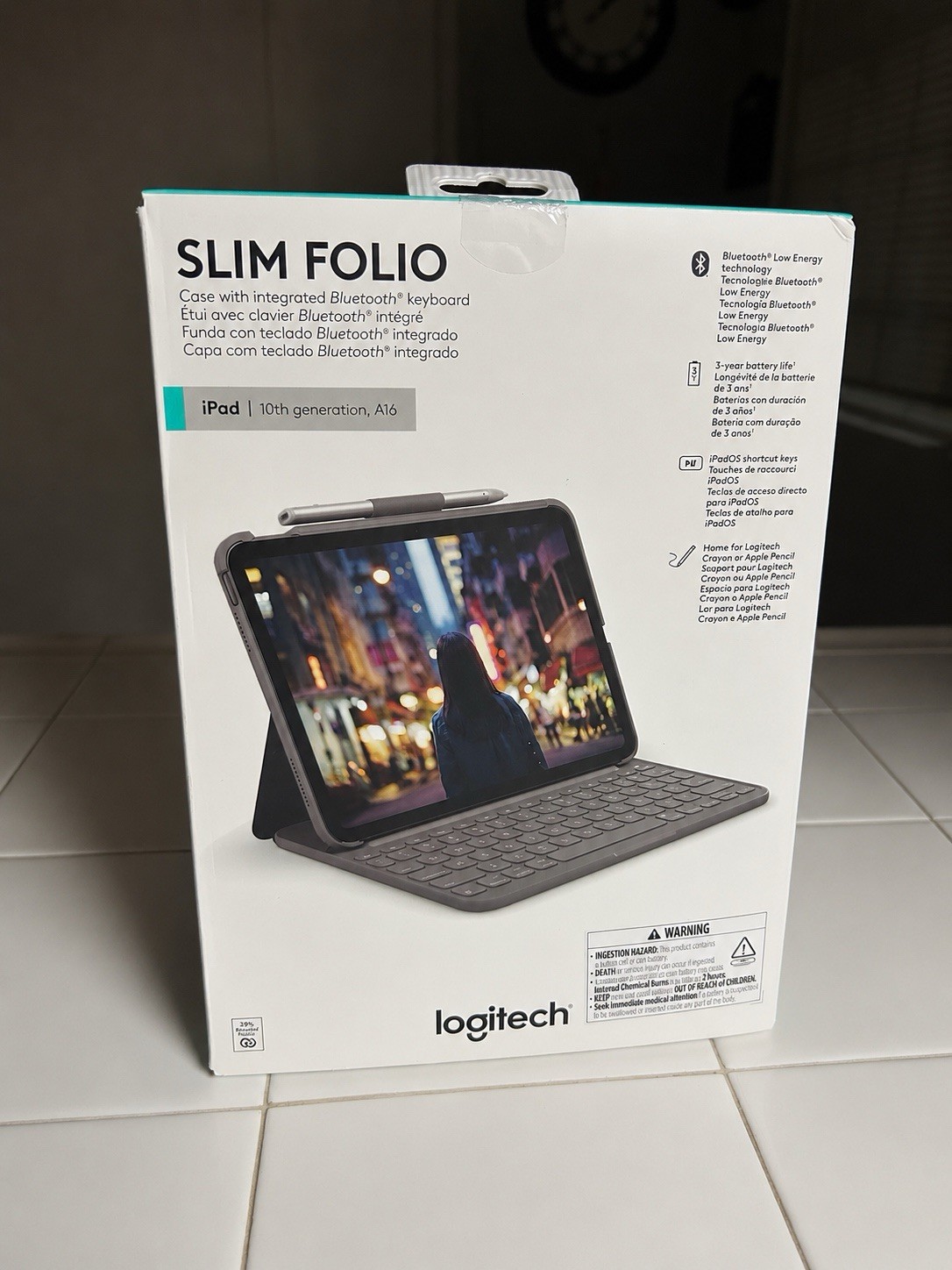Logitech Slim Folio Keyboard Case for iPad 10th Gen & A16 (920-011368) NEW