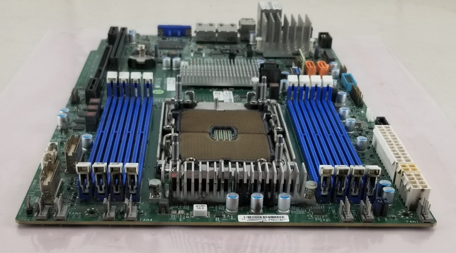 Supermicro X12SPW-TF Intel C621 LGA-4189 Proprietary Form Factor Motherboard