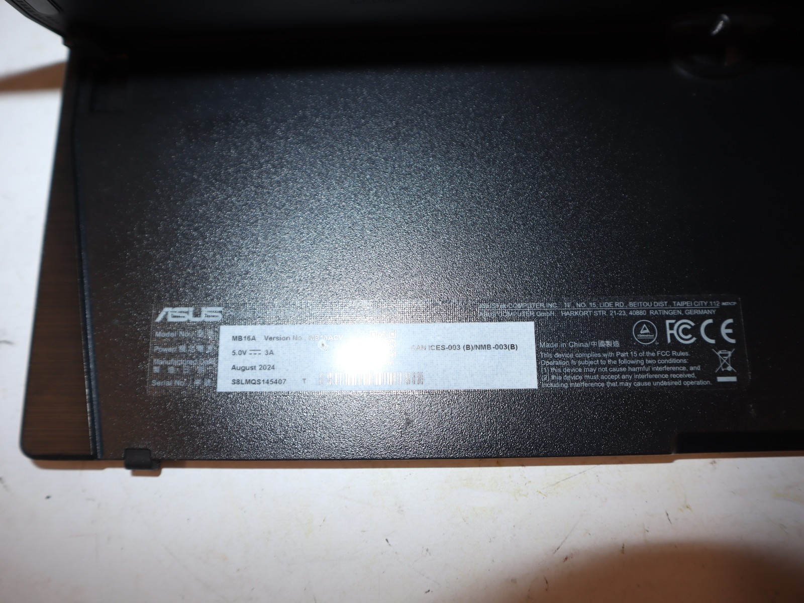 ASUS MB16ACV 15.6 in Zenscreen Wide LCD Monitor – Black – AO4079487