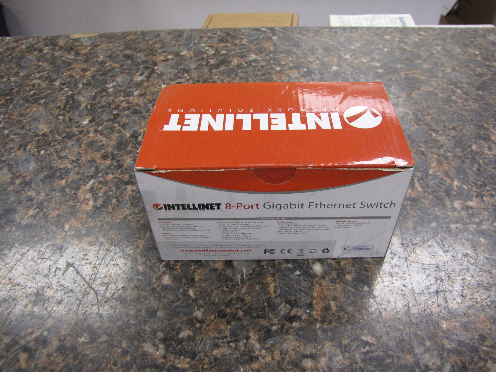 Intellinet Network Solutions 8 Port Gigabit Ethernet Switch – NEW Sealed Box QTY
