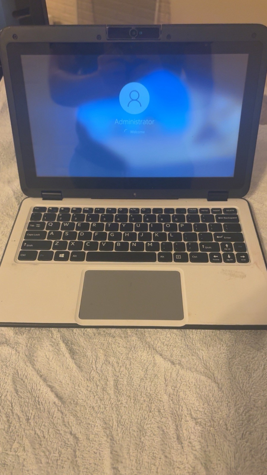 EG20BA2 11.6” Laptop Intel 4GB RAM 128GB SSD Windows 10+Charger Touchscreen