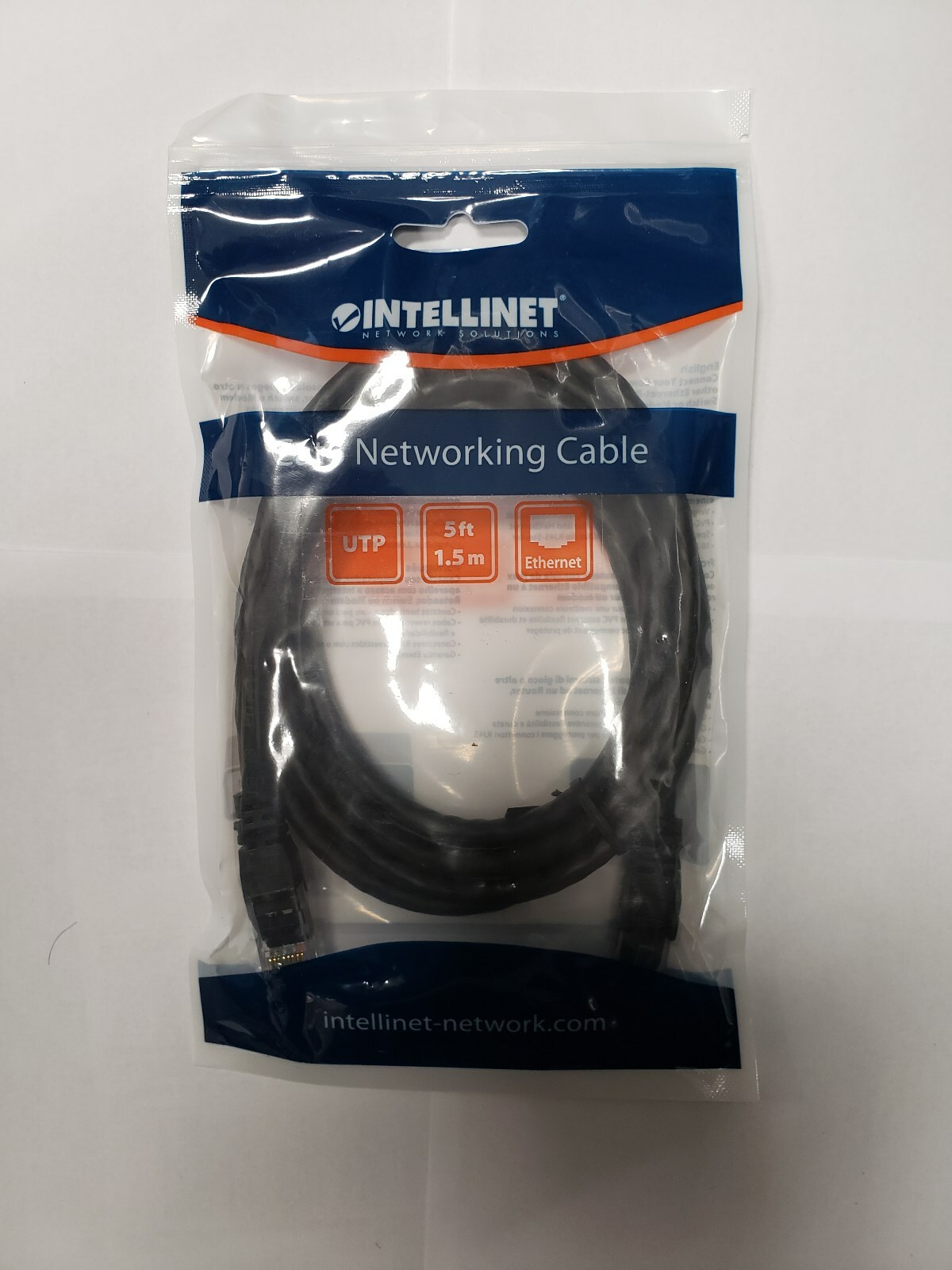 Intellinet Ntework Salutions Cat6 Networking Cable 5 ft