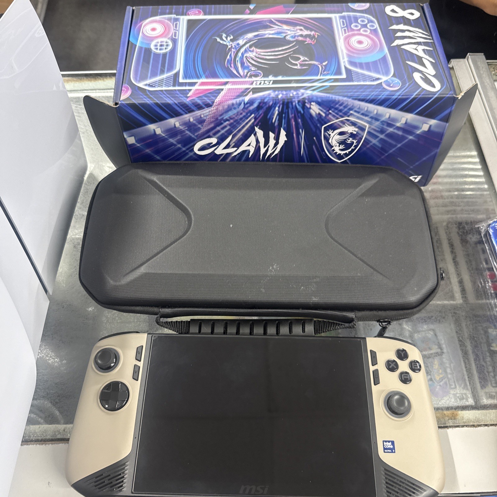 MSI Claw PC Gaming Handheld: Intel Ultra 7-258V, 8″ FHD 120Hz, 32GB 1TB SSD Mint