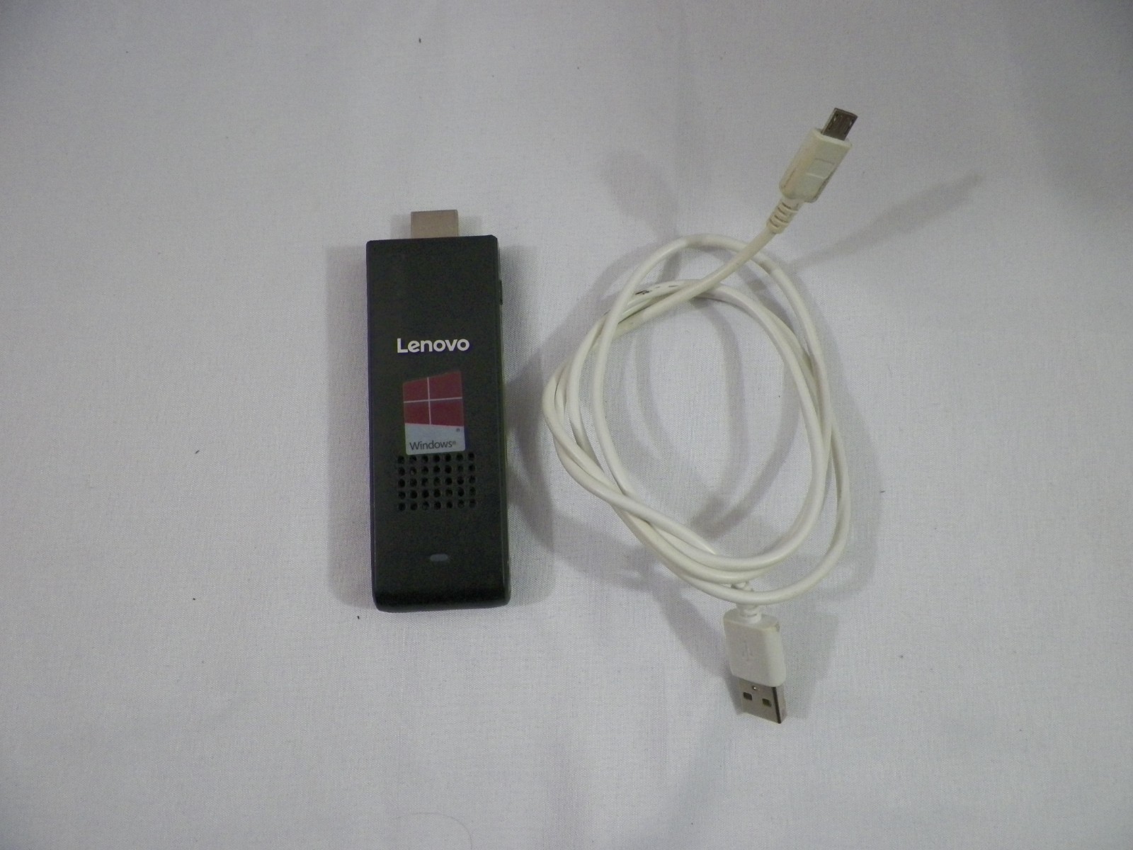 Lenovo IdeaCentre Stick 300 Intel DDR3 32 GB eMMC Windows 10 Home (lot E)