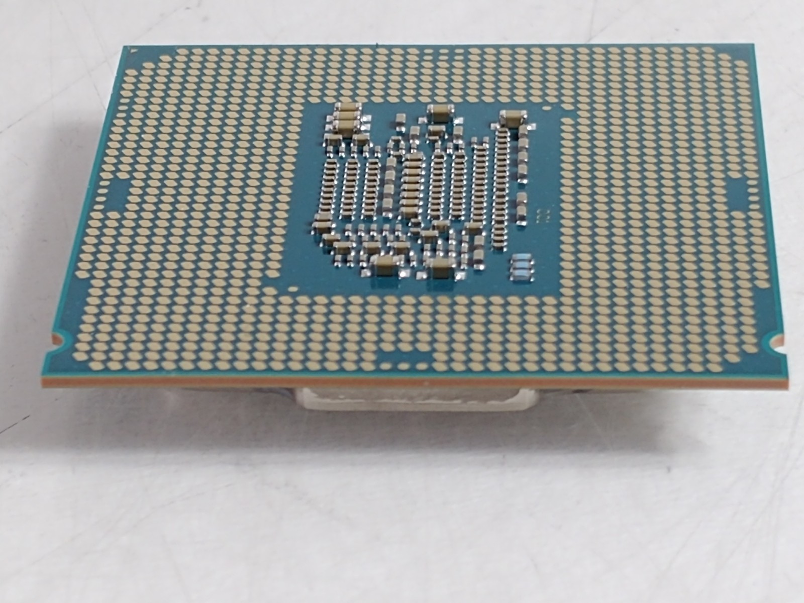 Intel Core i3-8100T 3.1 GHz 8GT/s LGA 1151 Desktop CPU Processor SR3Y8