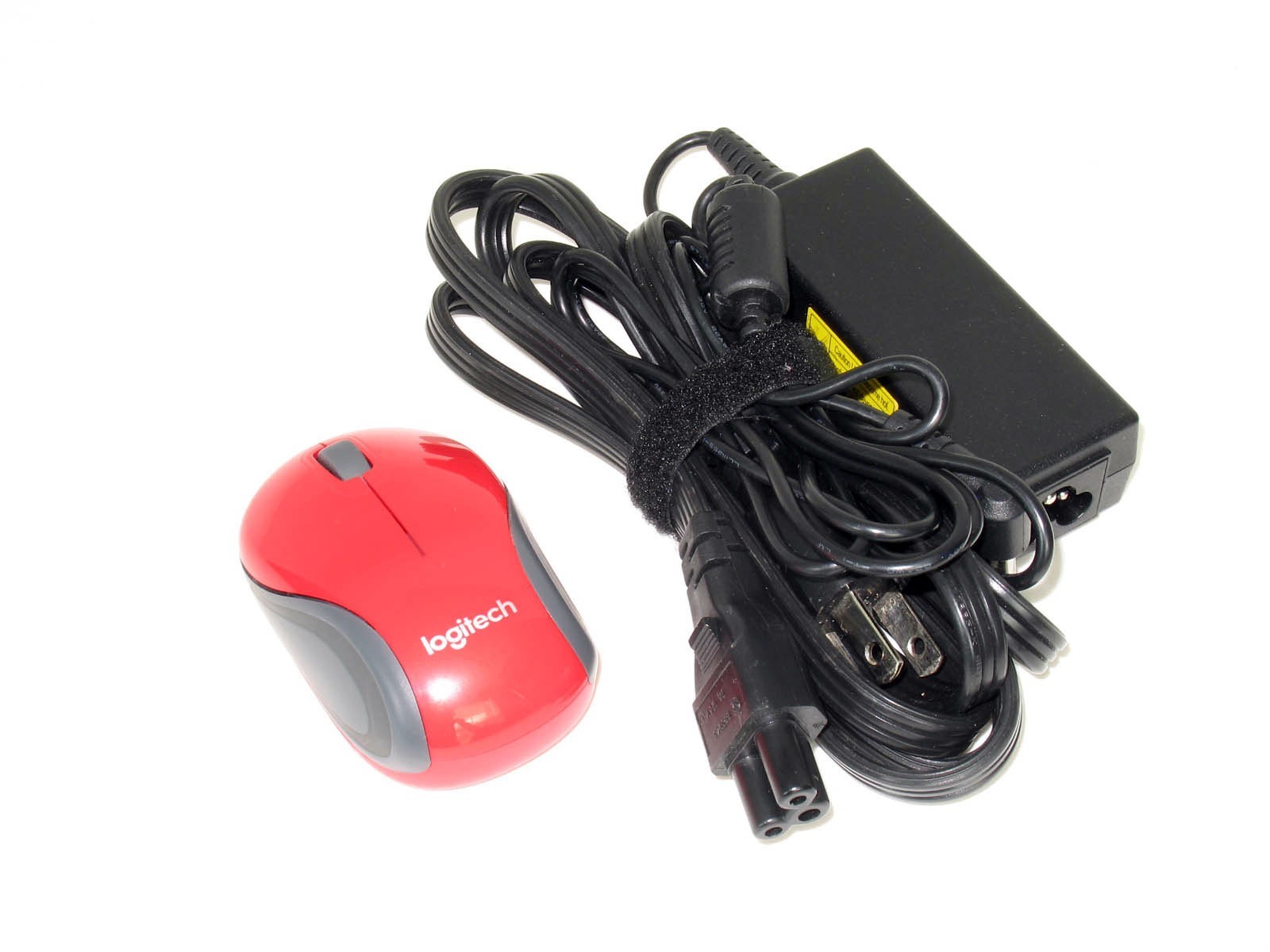 Acer Aspire One D250 – Windows 10, Wireless Mouse, Carrying Case