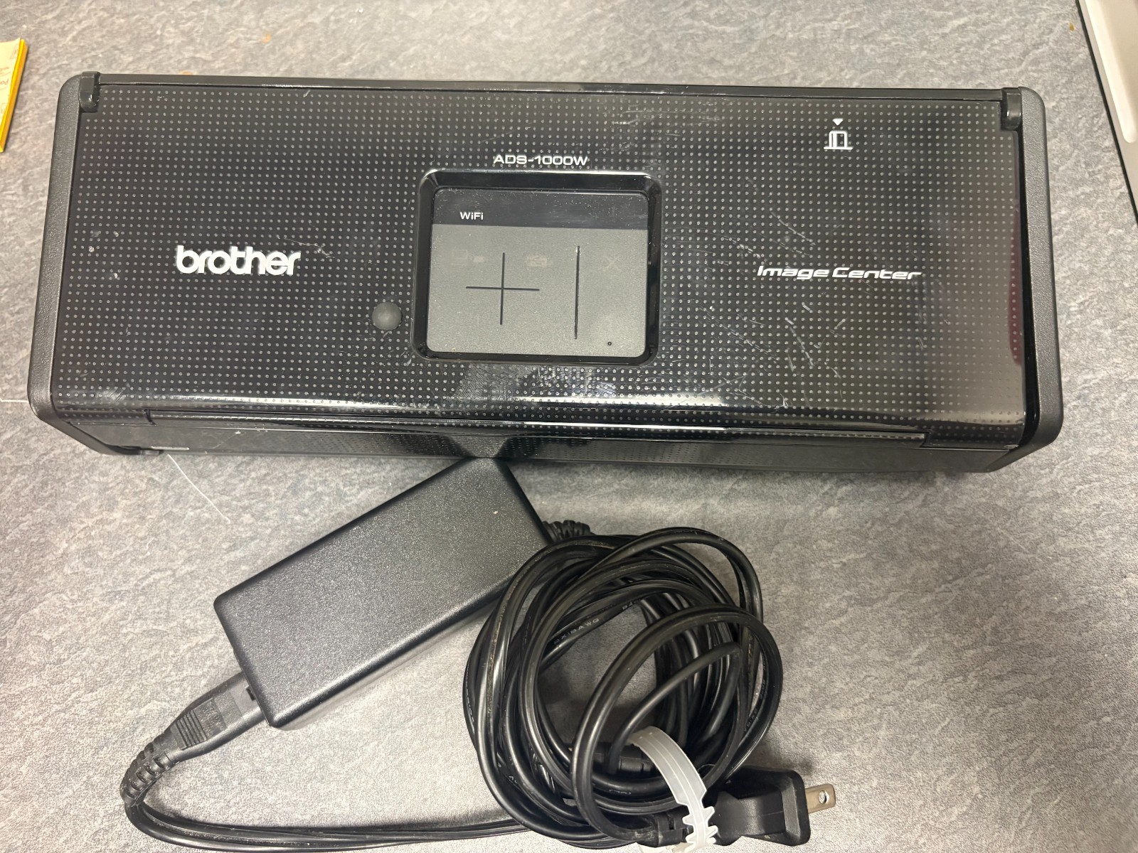 Brother ADS1000W Color Desktop Scanner Duplex & Wireless Network ADS-1000W D