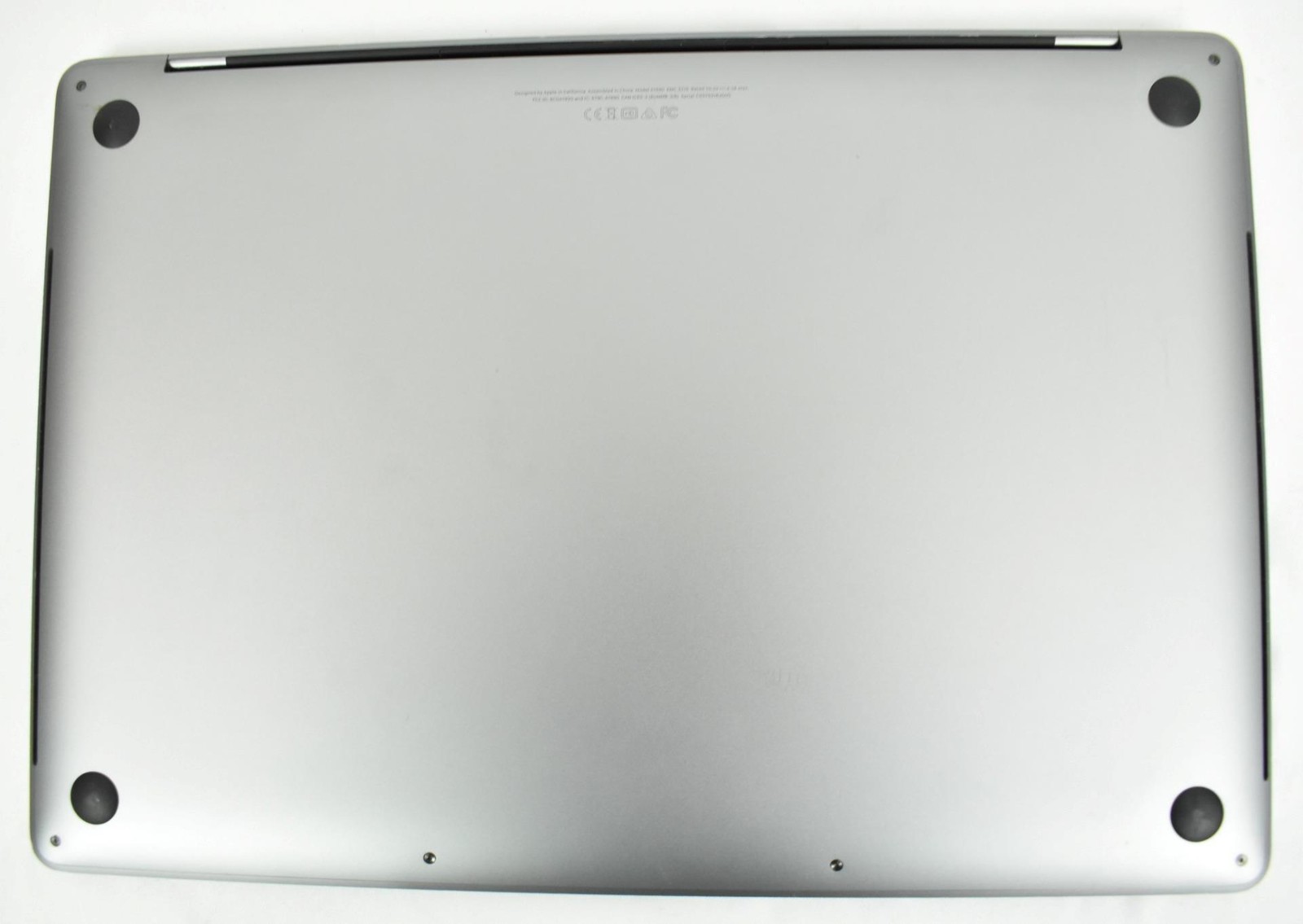 2018 Apple MacBook Pro 15.4″ i9-8950HK 2.9GHz 32GB 1TB SSD New Battery