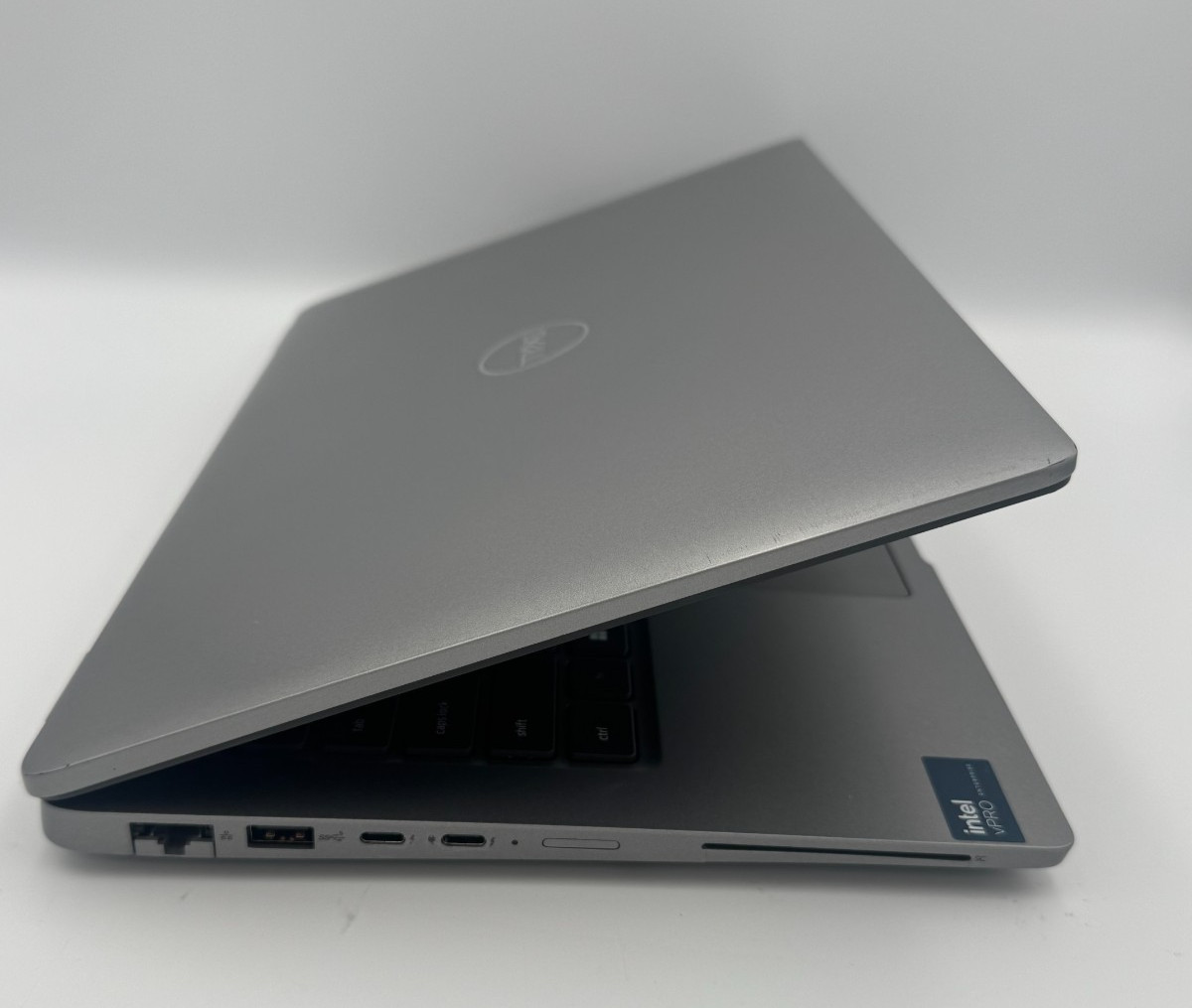 Dell Latitude 5450 14″ Ultra 5 135U 16GB RAM 512GB SSD Win11 Pro Laptop