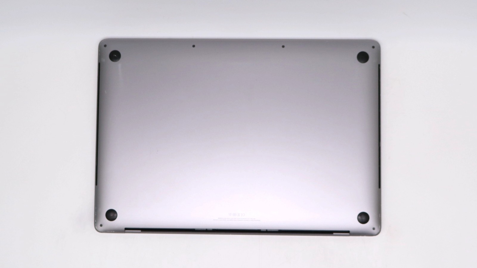 Apple Macbook Pro 16″ i9-9980HK 16GB 512GB – Good
