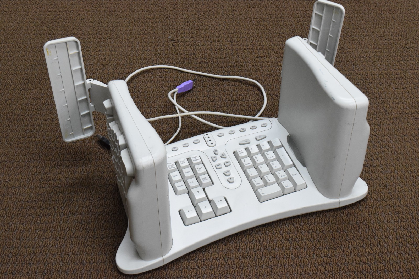 SafeType SaftType V801 USB Ergonomic Vertical Keyboard – TESTED