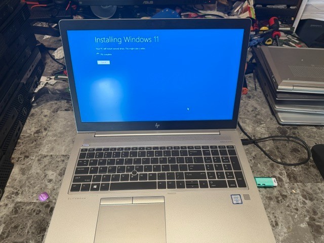HP EliteBook 840 G6 14” (256GB SSD Intel Core i5-8365U 1.6GHz 16GB