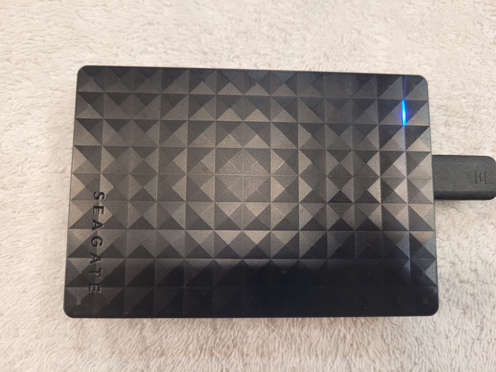 Seagate Expansion 4TB Portable External Hard Drive USB 3.0 Tested Working SRD0NF