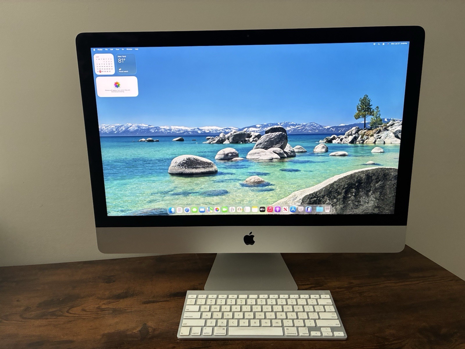 Apple iMac (256GB Storage,6 CORE I5, 3.1 GHz, 8GB)Silver (2020) macOS Tahoe 26.6