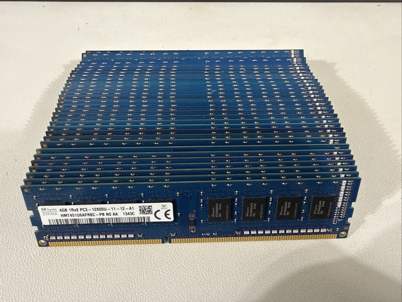 Lot of (33) SK Hynix 4G 1Rx8 PC3-12800U 1600MHz Desktop RAM (HMT451U6BFR8C-PB)