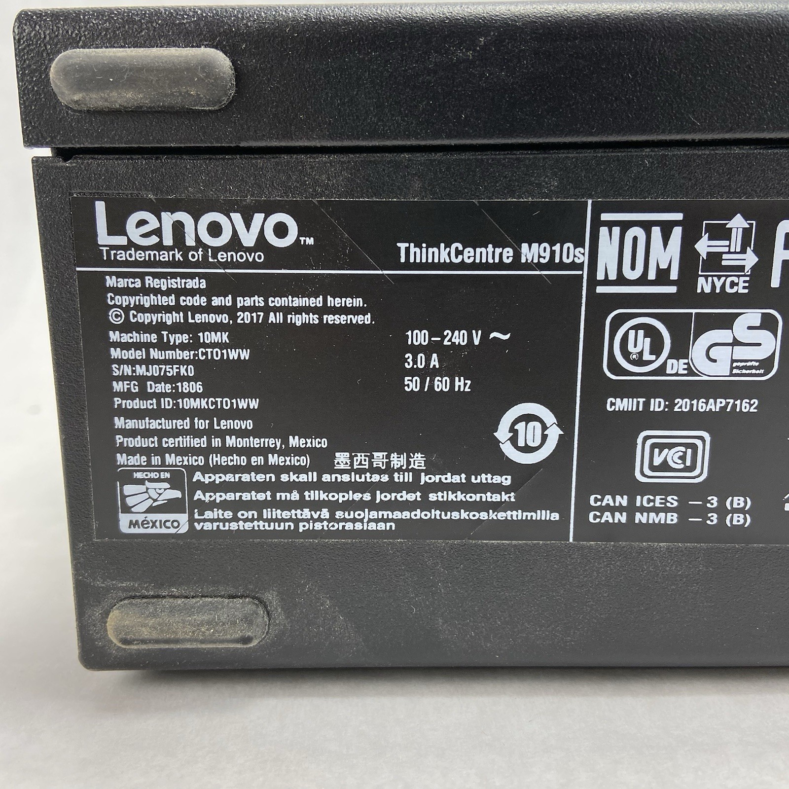 Lenovo ThinkCentre M910s SFF Intel Core i5-7500 3.4GHz 8GB RAM No HDD No OS