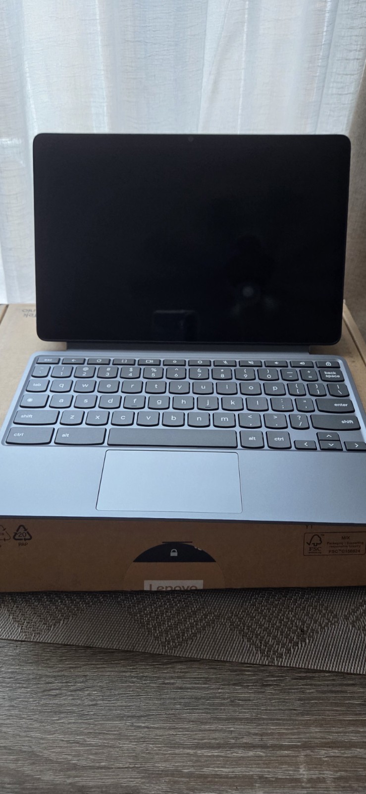 Lenovo Chromebook Duet (Modelo: LNV CB Duet 11M889) en color Luna Grey: