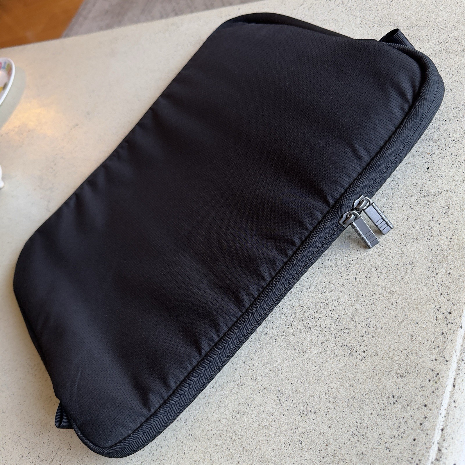 Briggs & Riley KR350X-4 Padded Laptop Tablet Sleeve Ripstop Neoprene Case 16×11