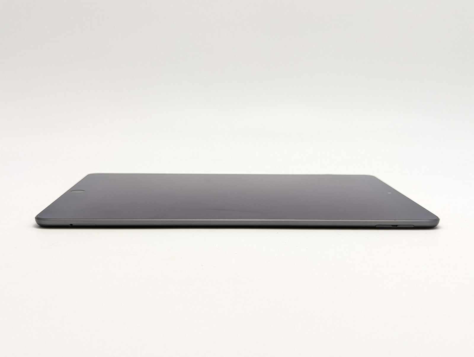 Apple iPad Air (3rd Gen) A2153 64GB Poor Condition | Space Gray | AT&T ONLY