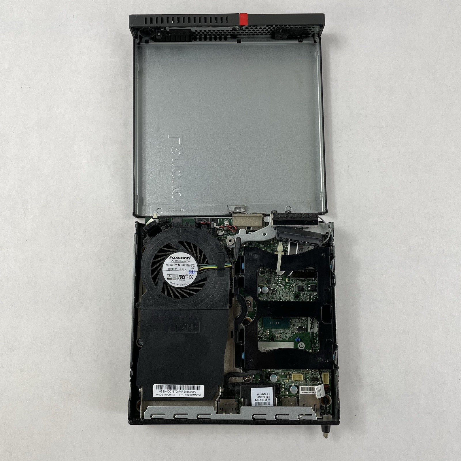 Lenovo ThinkCentre M910Q Micro i5-7500T 2.70 GHz 8 GB RAM No SSD/OS/AC