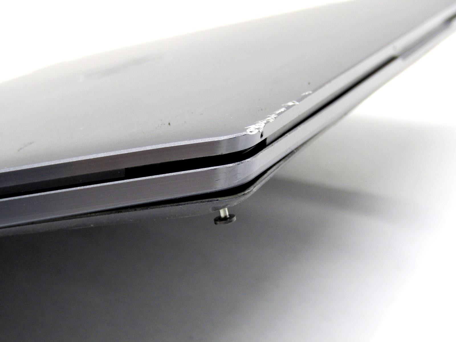 Dell Latitude 9330 2-in-1 13.3″ | 1.10GHz Core i7-1260U | 32GB LPDDR5