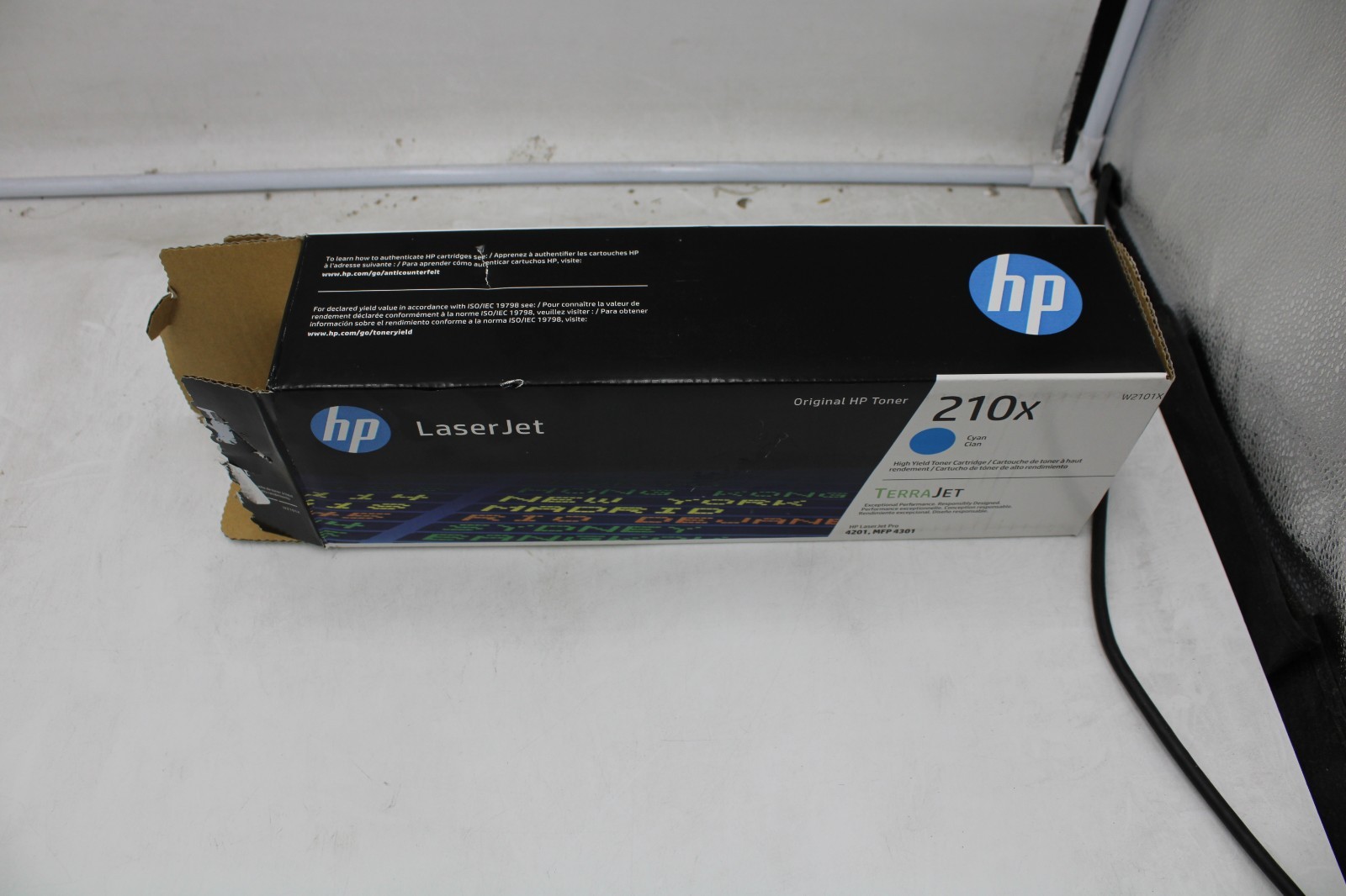 HP 210X Cyan Original LaserJet Toner Cartridge, 5,500 pages, W2101X new open box