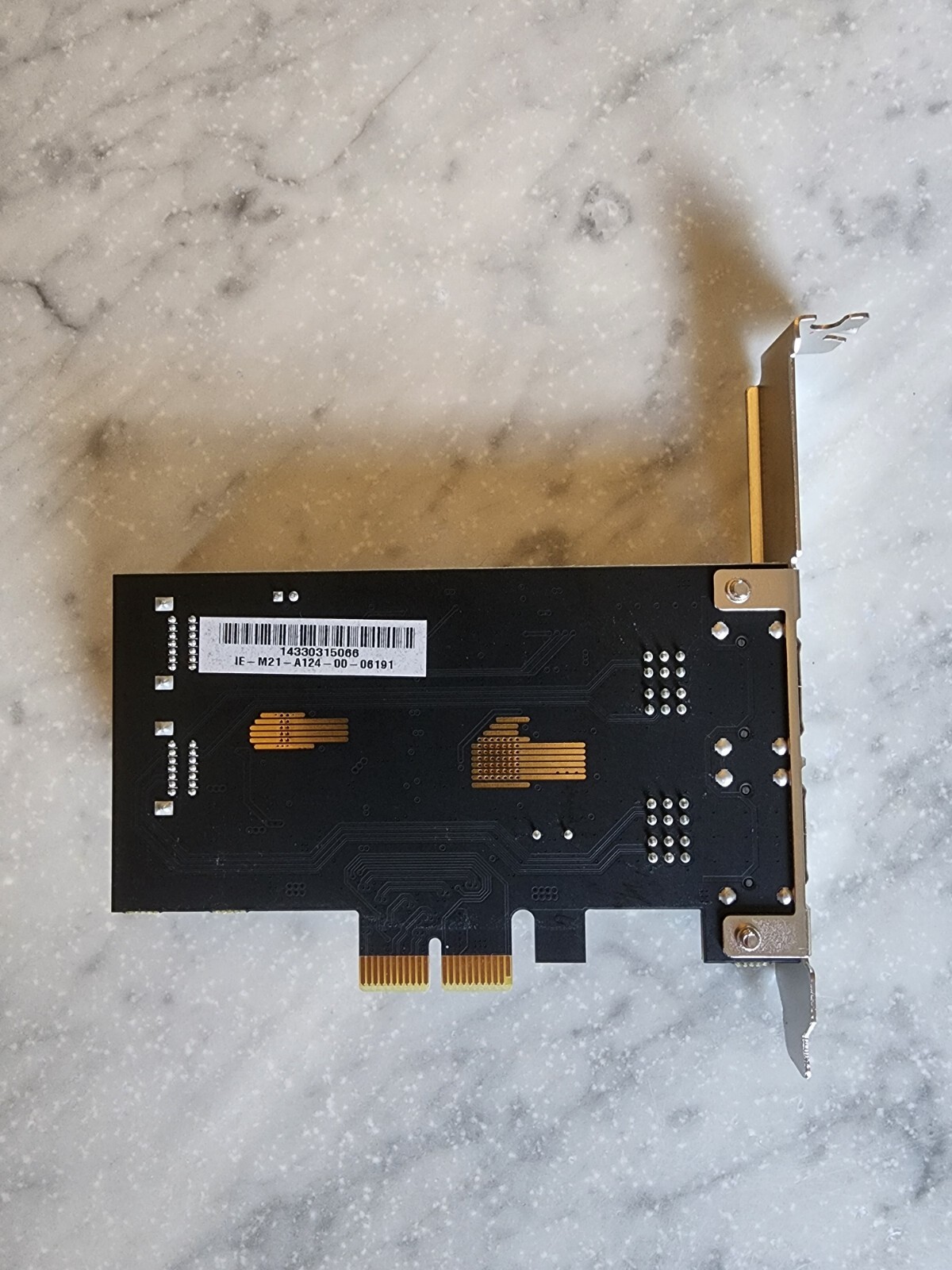 4-Port Hybrid SATA HDD SSD RAID Controller with Port Multiplier Support