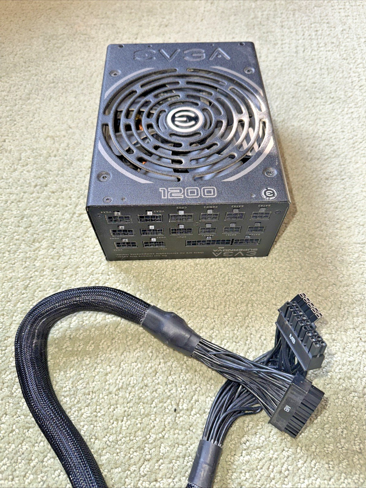 EVGA SuperNOVA 1200-P2 80+ Platinum 1200W Power Supply PSU 220-P2-1200
