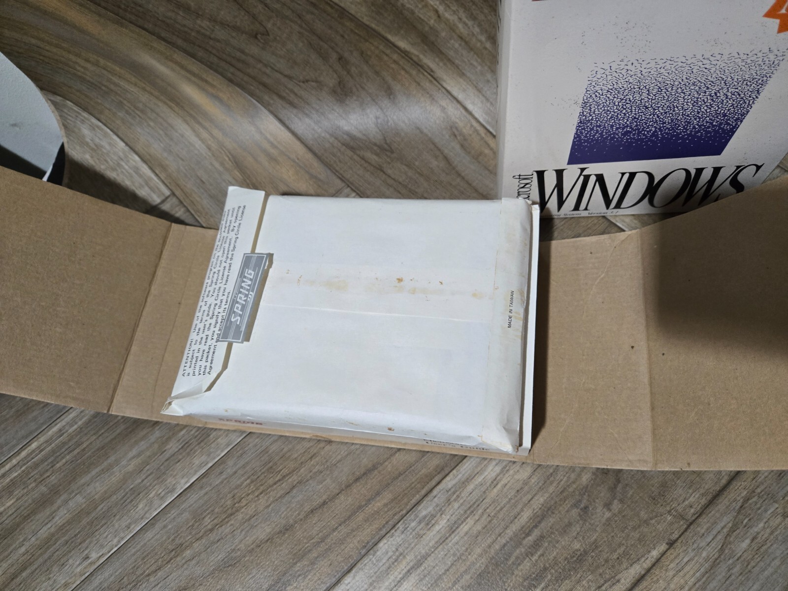 Microsoft Windows Version 3.1 1992 Spring Release 5.25″ Disks Big Box Manual