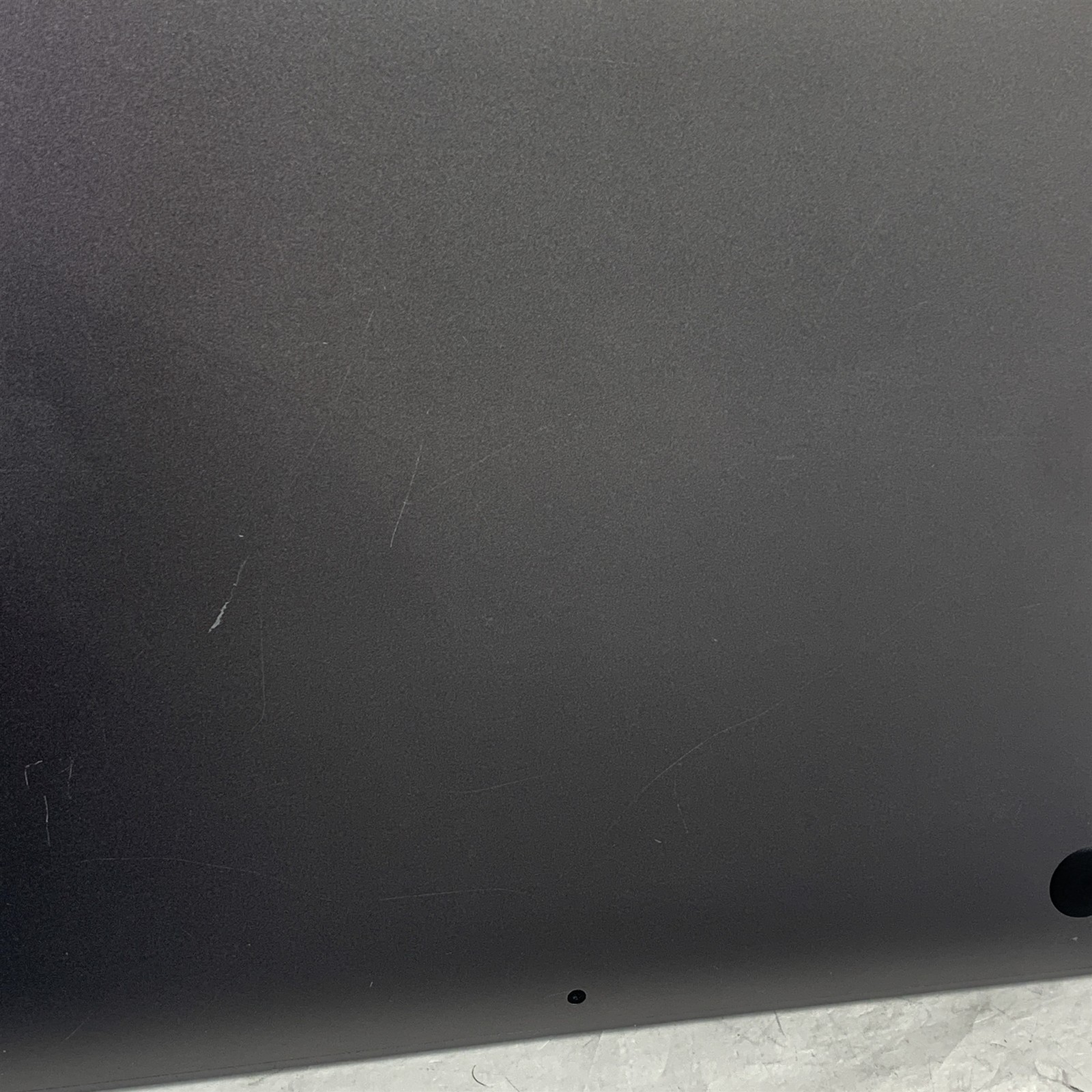 Apple MacBook Pro A2141 (2019) 16″ Laptop Core i9-9980HK 2.3GHz 16GB – 500GB SSD