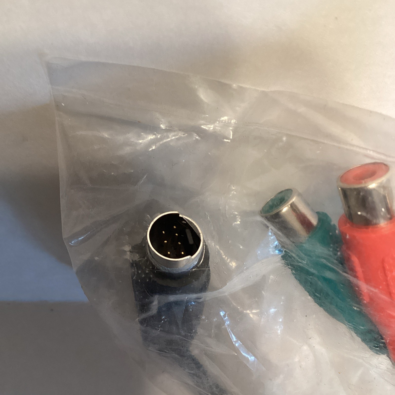 A/V Adapter Video Cable P/N G01-RCA-21CM-F