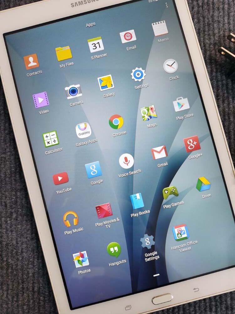 Samsung Galaxy Tab E 9.6″, 16GB, White (Wi-Fi) Android SM-T560 8GB Tablet