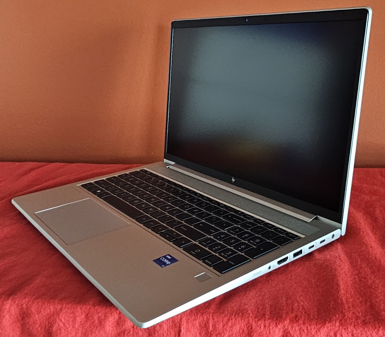 HP EliteBook 650 G10 i7-1355U 16GB 512GB SSD 15.6″ Win11 Pro Touchscreen Laptop