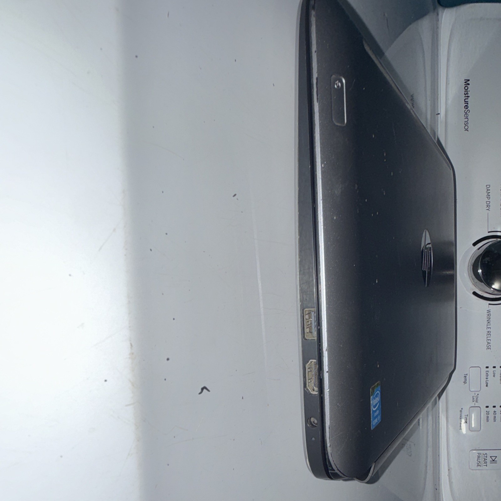 (2) HP Split x2 13.3in Intel Core i3 1.40GHz (Untested)