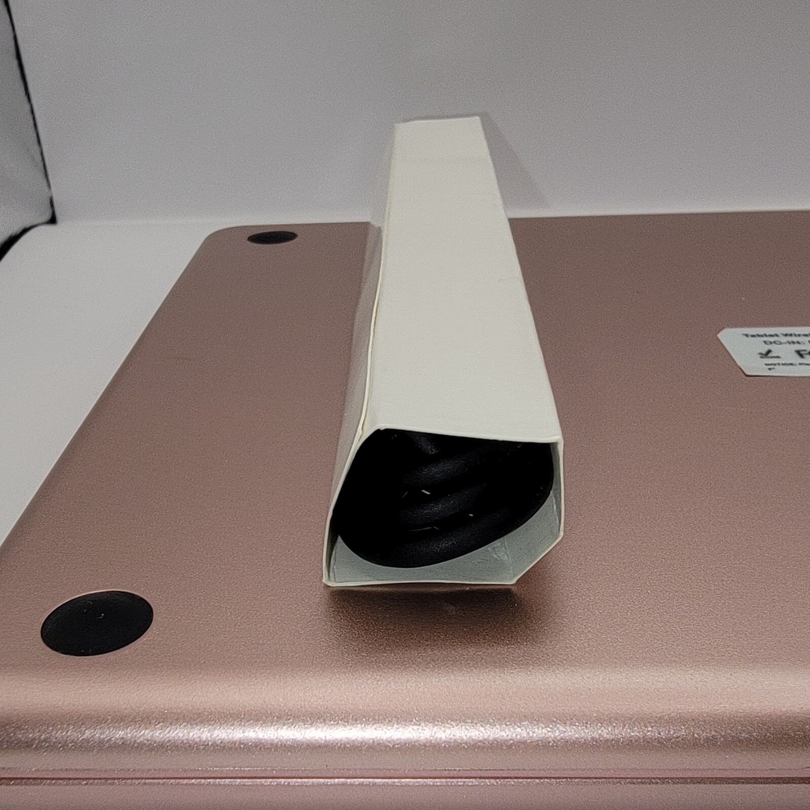 Wireless Tablet Keyboard Rosegold Fits 11.5In. Screen With Pen Holder