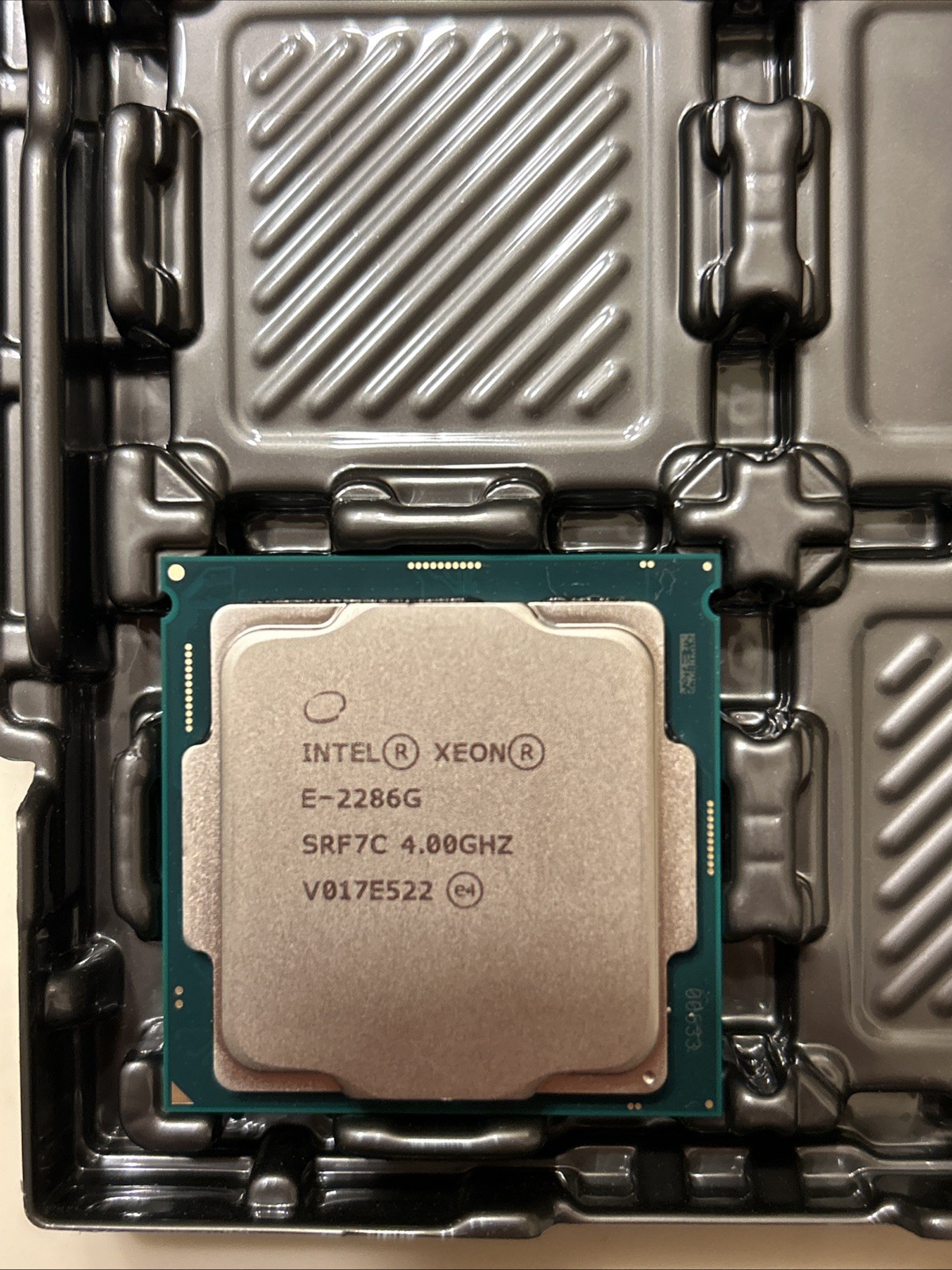 SRF7C Intel Xeon E-2286G 4.0Ghz 6-Core 12MB 95W FCLGA1151 CPU