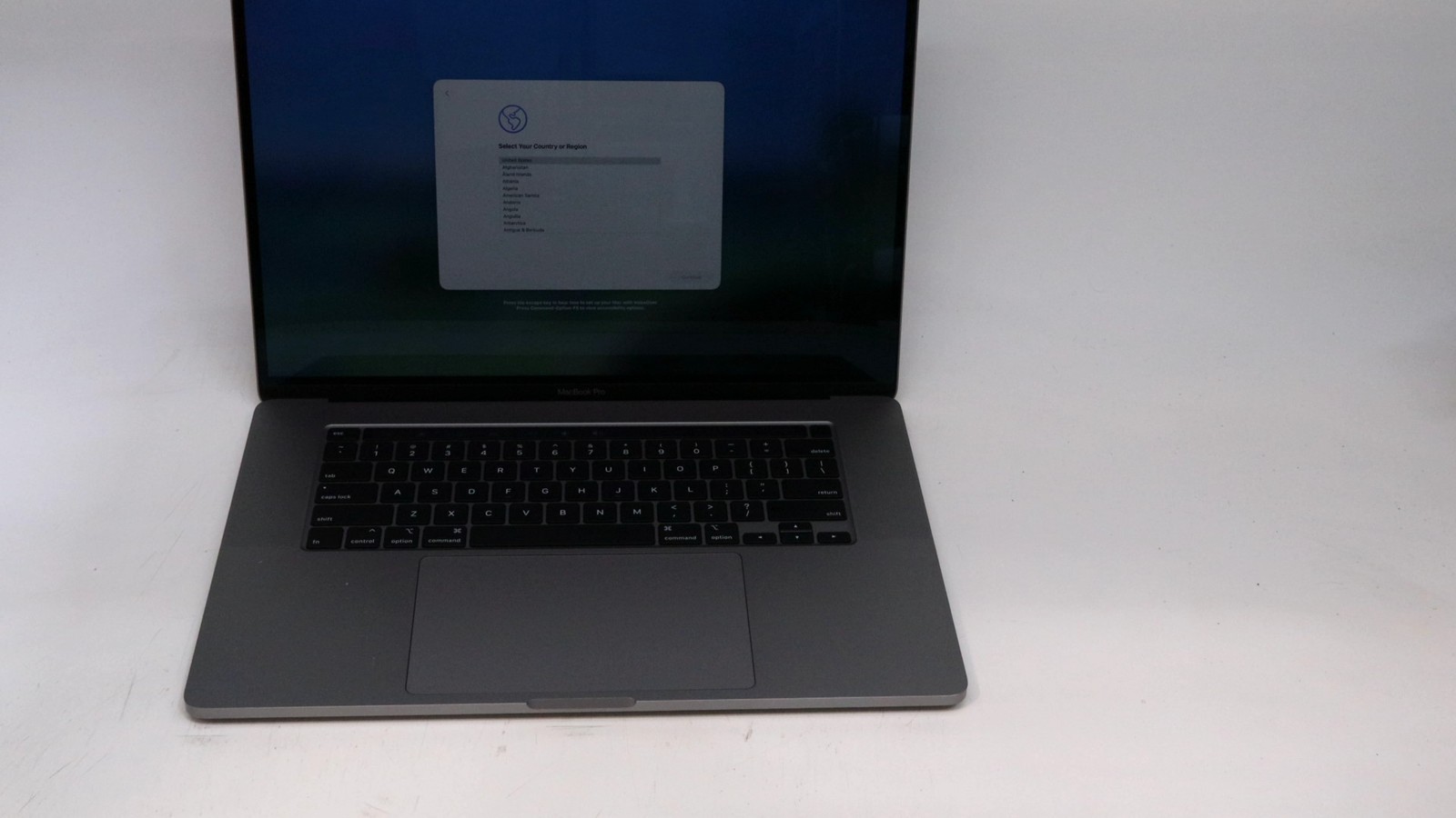 Apple Macbook Pro 16″ i9-9980HK 32GB 512GB – Excellent