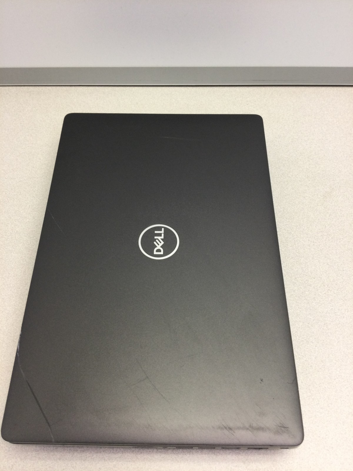 Dell Latitude 5500 15.6″ 256GB SSD Core i7-8665u, 1.90GHz 8GB RAM GB WIN 11 PRO