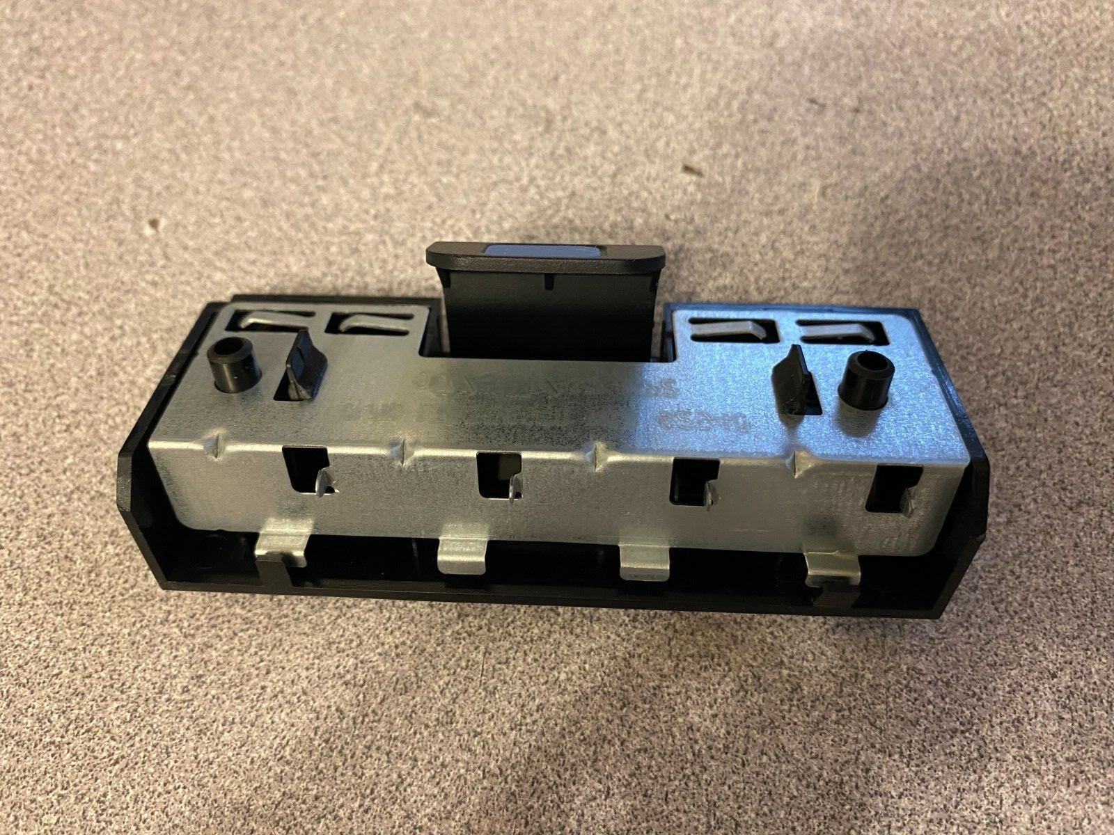 Dell OptiPlex 7010 7020 9010 9020 3010 3020 990 3620 T1700 PCI Retention Bracket
