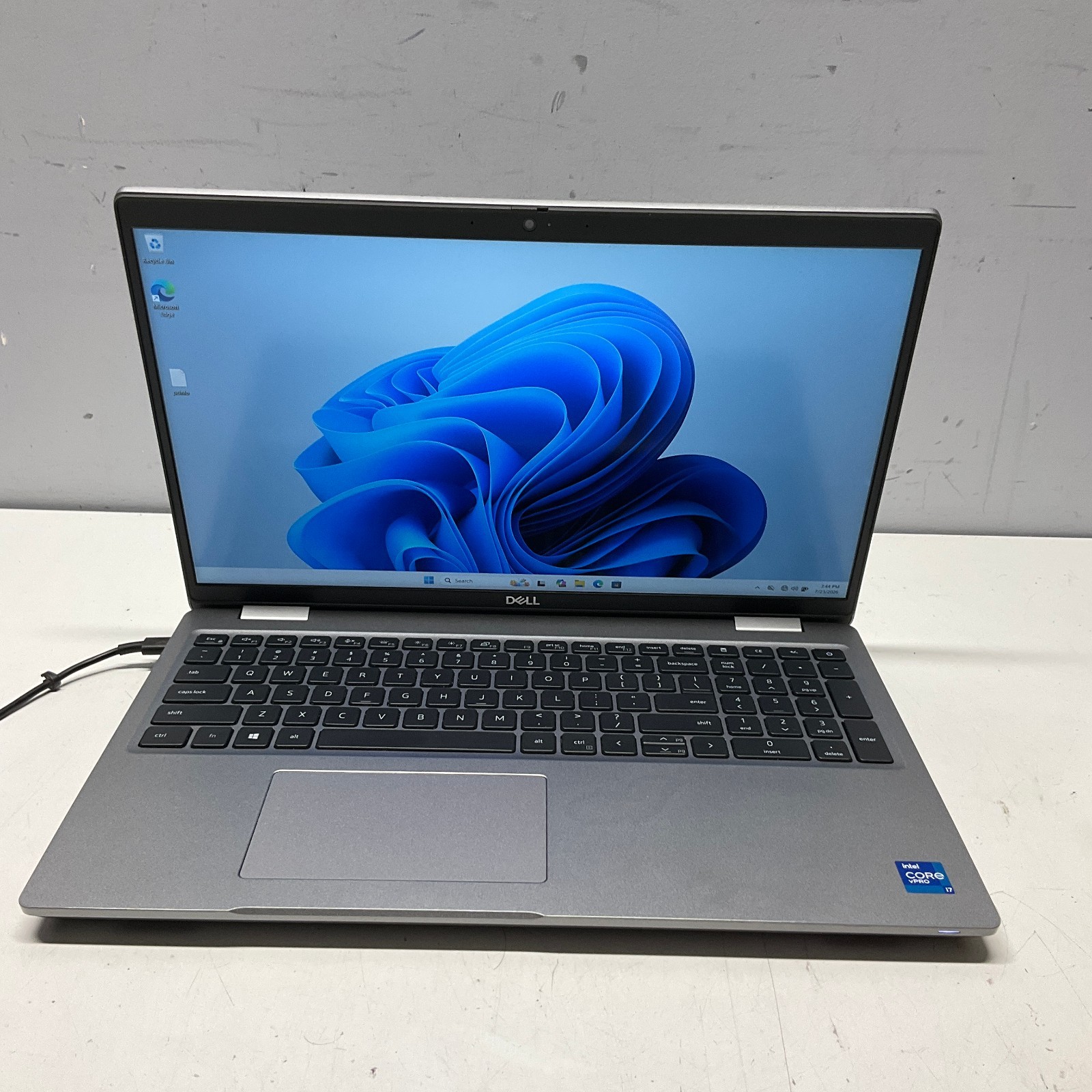 Dell Precision 3561 15.6″ i7-11850H @ 2.5GHz 8GB RAM 256GB SSD T600 Win 11 Pro