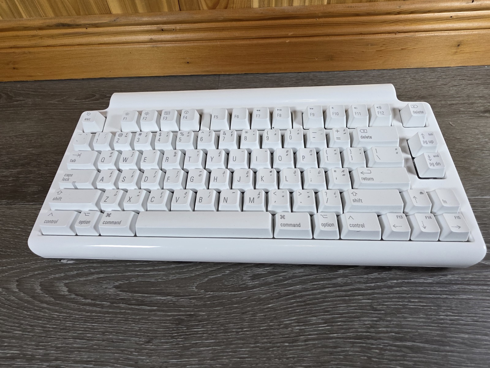 Matias Mini Tactile Pro Mechanical Keyboard for Mac ALPS Clicky FK303 White CIB