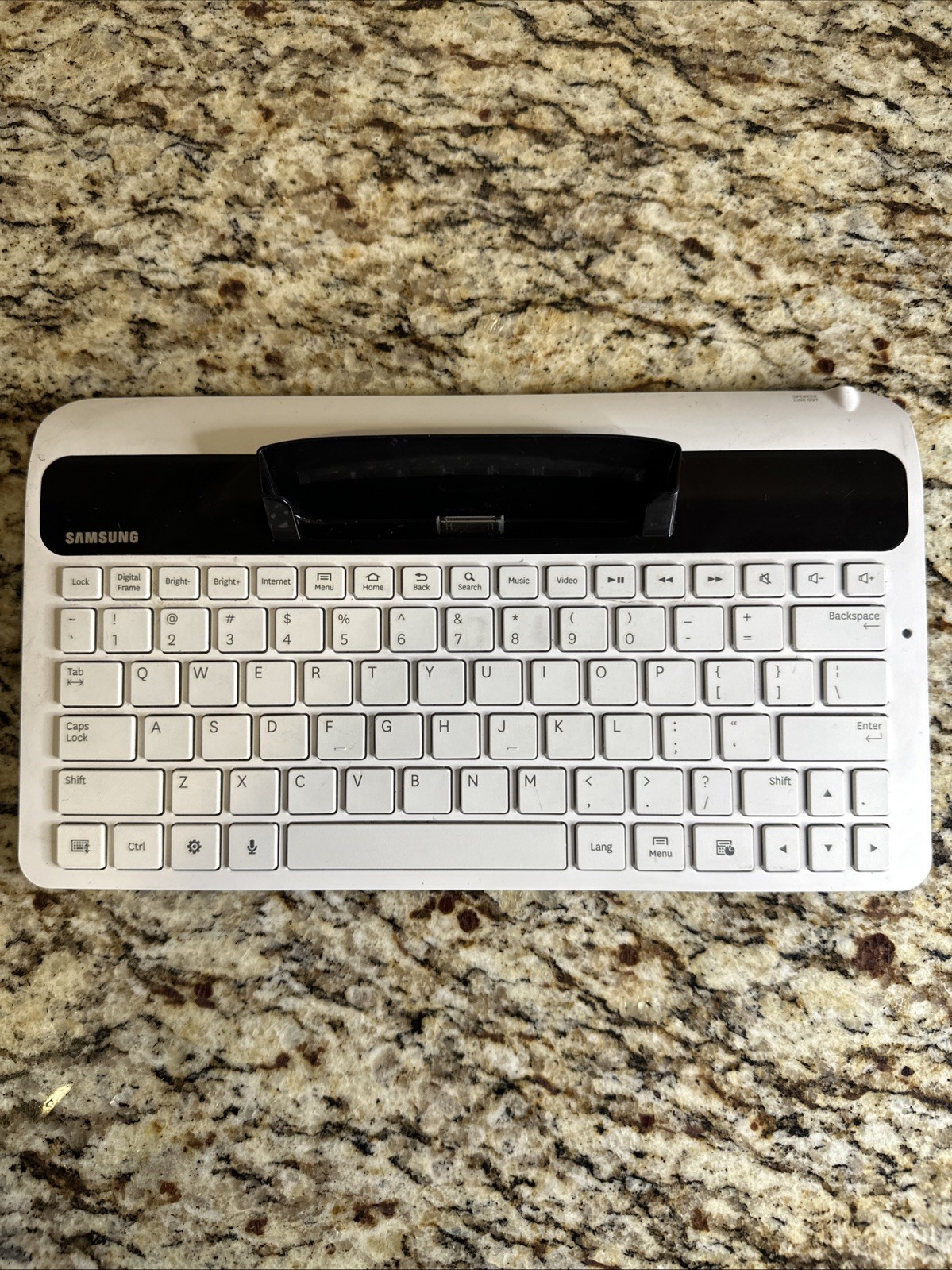 Samsung Galaxy Tablet Keyboard Dock (Model: ECR-K10AWE)