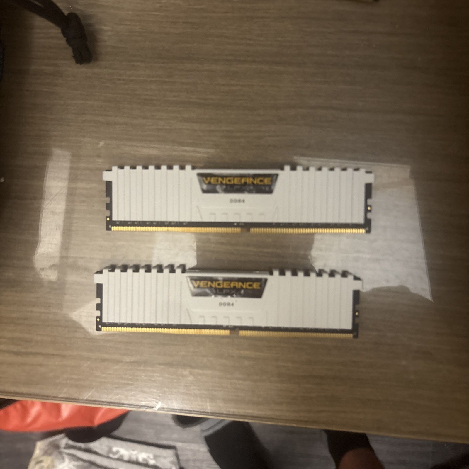 Corsair Vengeance 16GB (2 x 8GB) PC4-24000 (DDR4-3000) RAM (CMK16GX4M2D3000C16)
