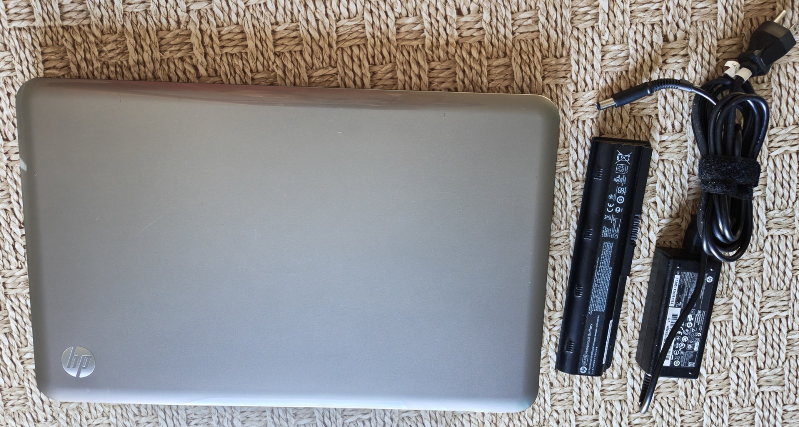 HP Pavilion g7 17″ AMD A4-3300M 1.90GHz 8GB 256 SSD HD Win10 Pro (Bad Battery)
